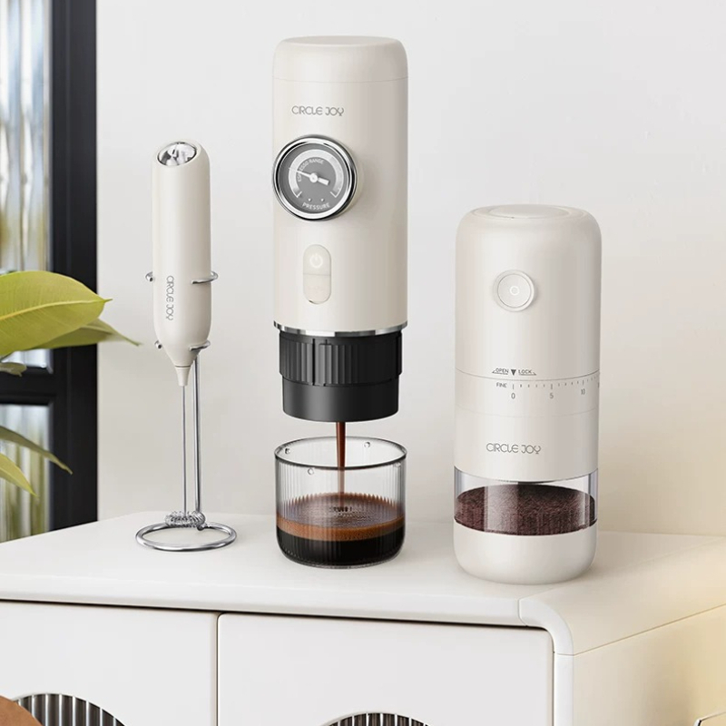Portable Espresso Machine 20Ba - Coffee & Tea Collective reseña y precio