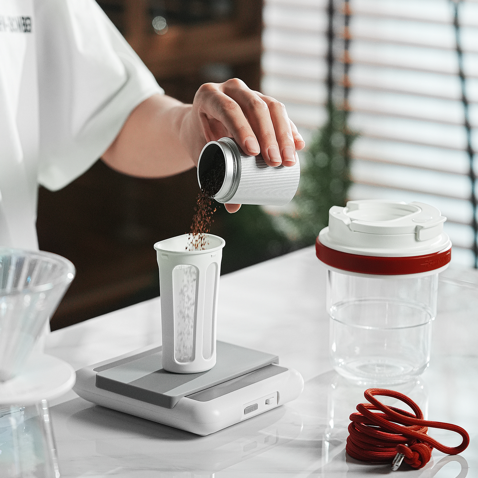 MHW-3BOMBER Portable Cold Brew - Water Tea And Coffee reseña y precio