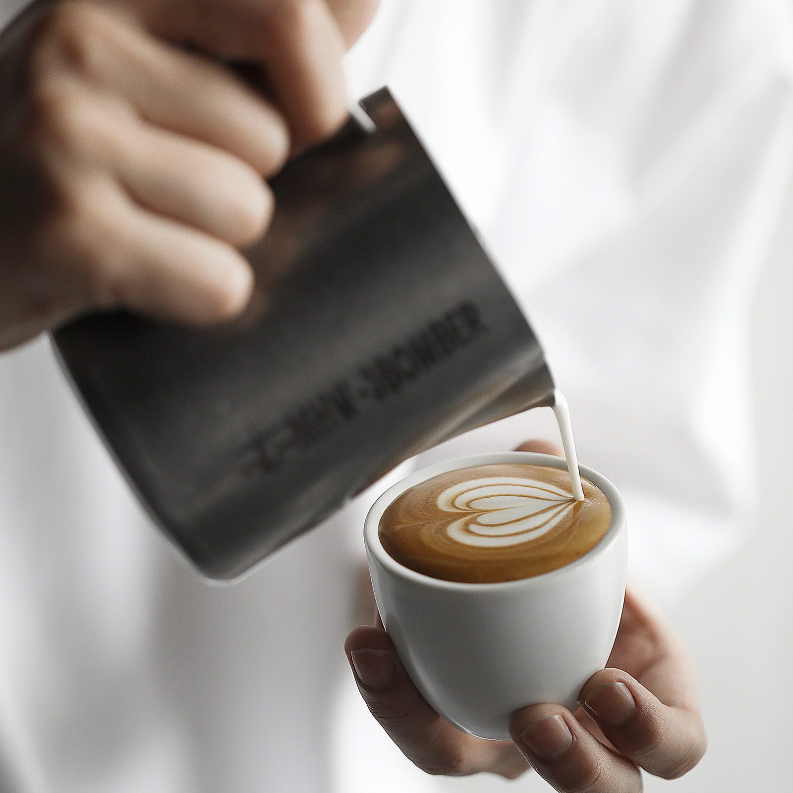 MHW-3BOMBER Espresso Mug 80ml  - Espresso Cup Saucer reseña y precio